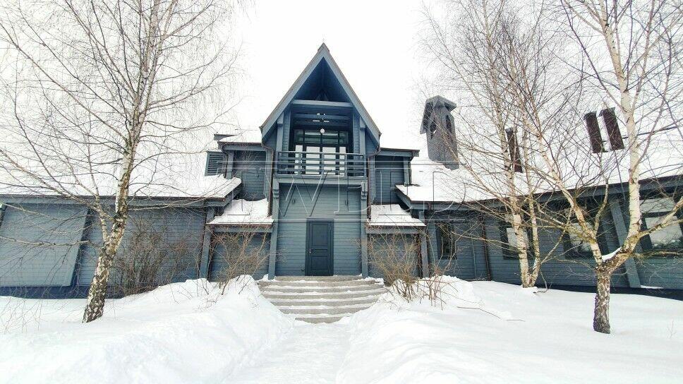 2-этажный коттедж 600 м² с отделкой