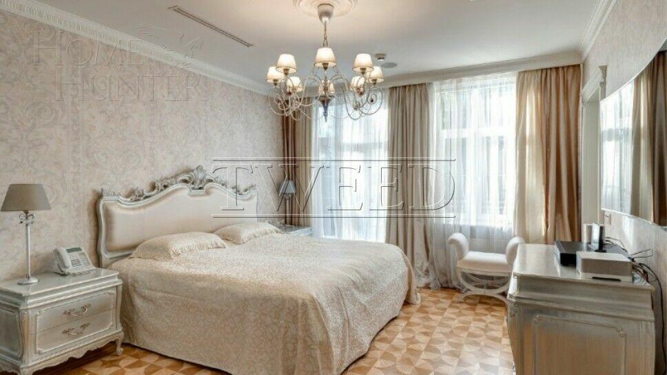 2-этажный коттедж 782.7 м² с отделкой