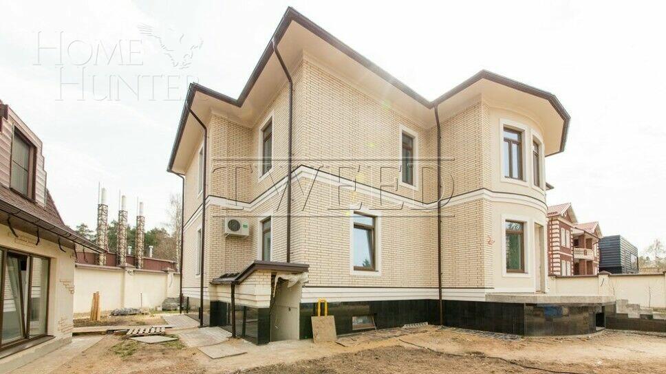 4-этажный коттедж 850 м² с отделкой