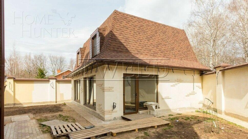 4-этажный коттедж 850 м² с отделкой