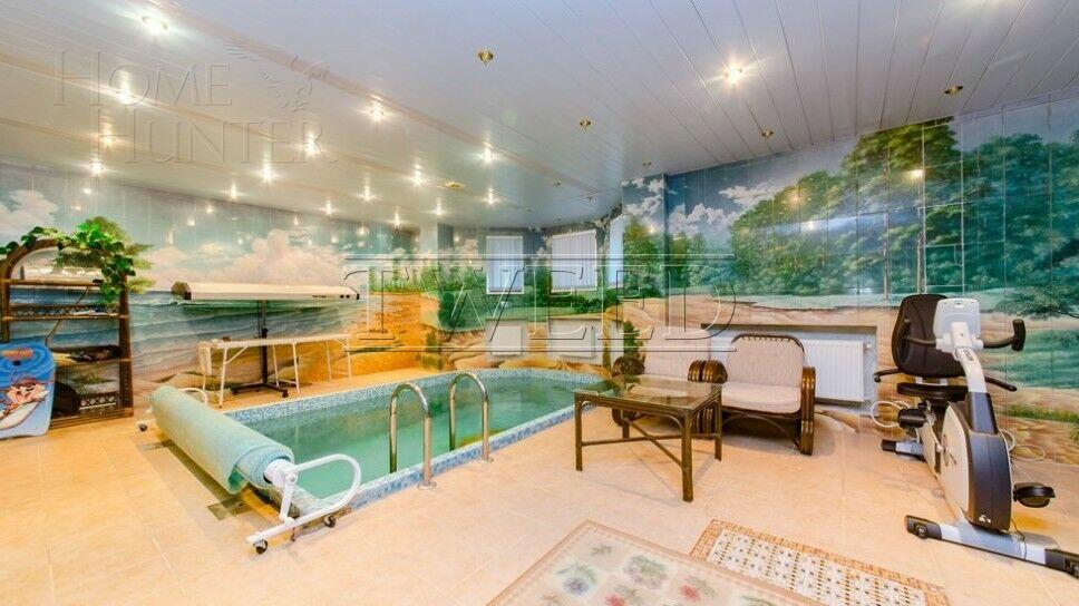 3-этажный коттедж 720 м² с отделкой