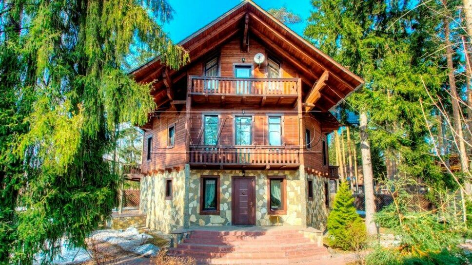 3-этажный коттедж 490 м² с отделкой