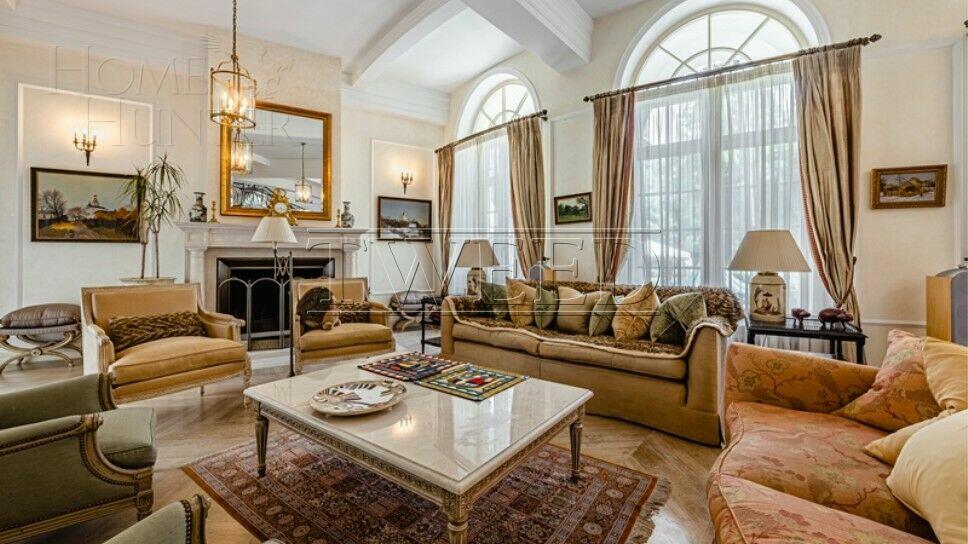 2-этажный коттедж 1 042.4 м² с отделкой