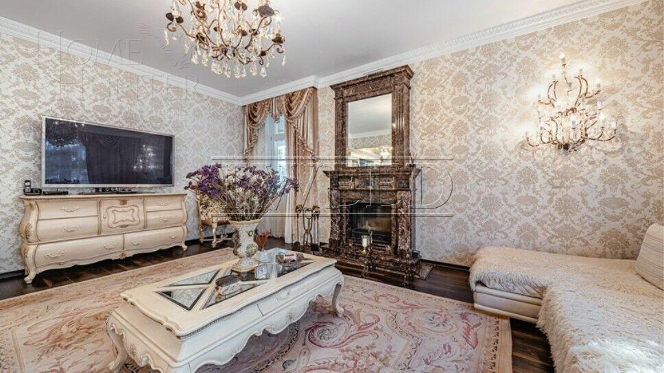 3-этажный коттедж 580 м² с отделкой