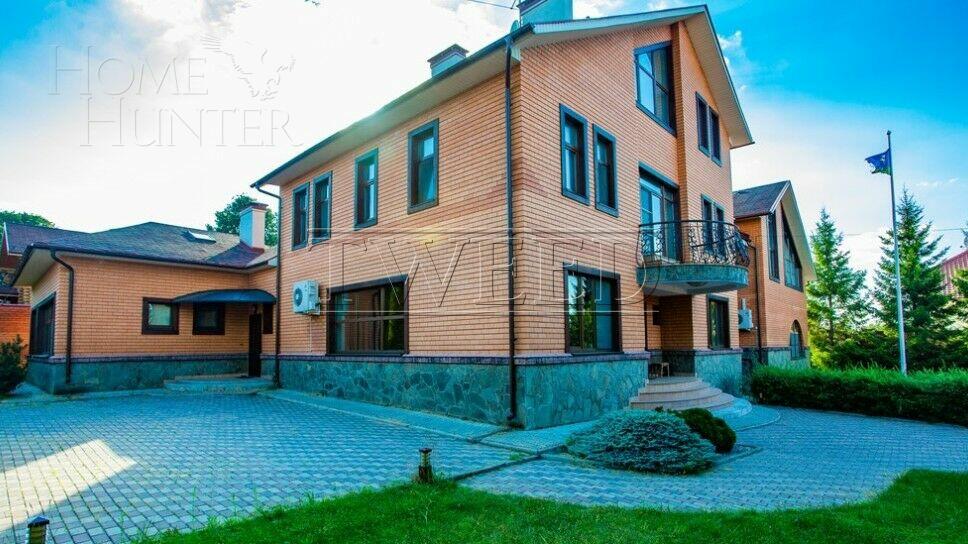 2-этажный коттедж 590 м² с отделкой