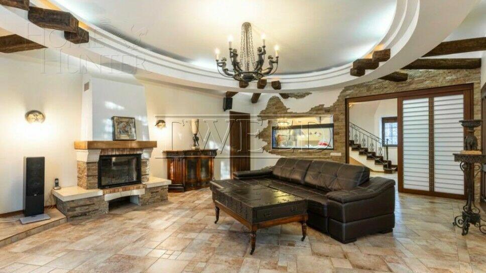 2-этажный коттедж 300 м² с отделкой