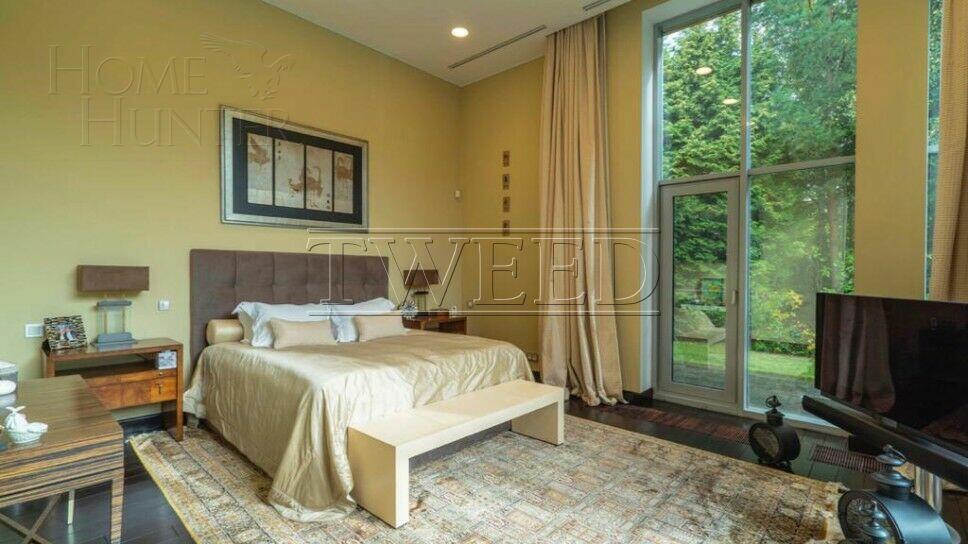 1-этажный коттедж 650 м² с отделкой