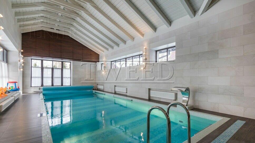 2-этажный коттедж 735 м² с отделкой