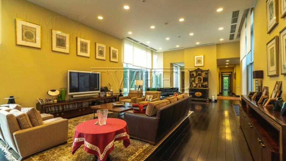 1-этажный коттедж 650 м² с отделкой