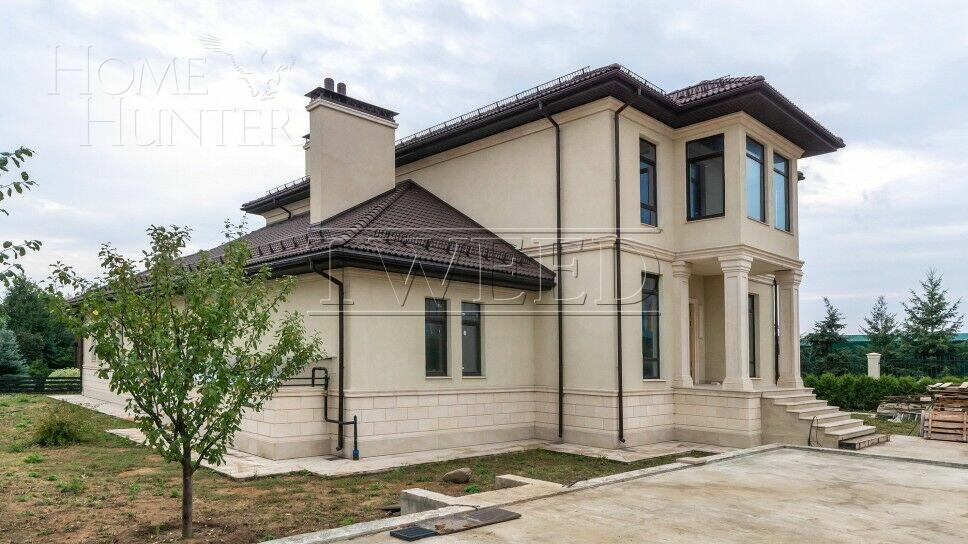 4-этажный коттедж 1 000 м² без отделки