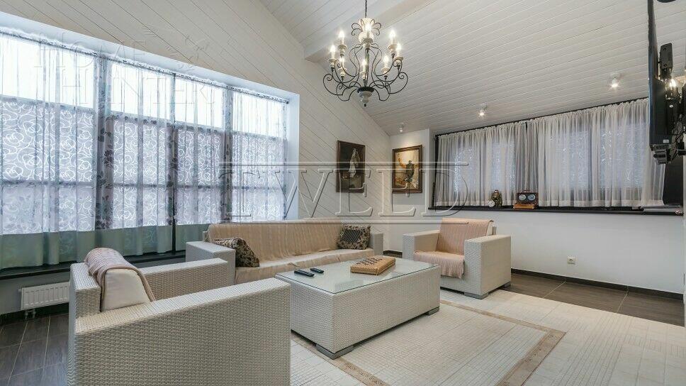 2-этажный коттедж 735 м² с отделкой