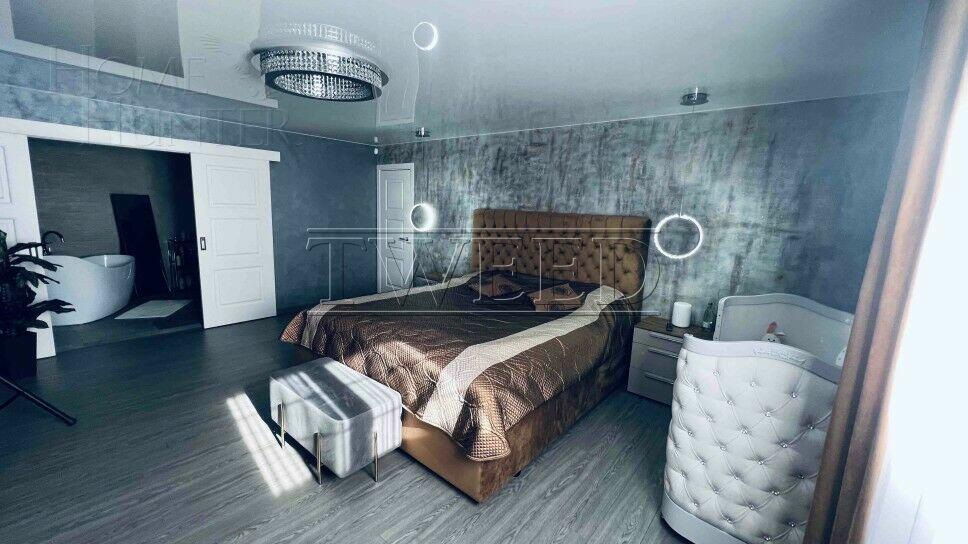 2-этажный коттедж 280 м² с отделкой