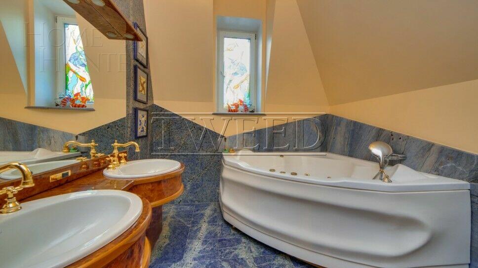 2-этажный коттедж 490 м² с отделкой