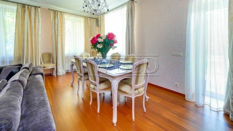 2-этажный коттедж 500 м² с отделкой