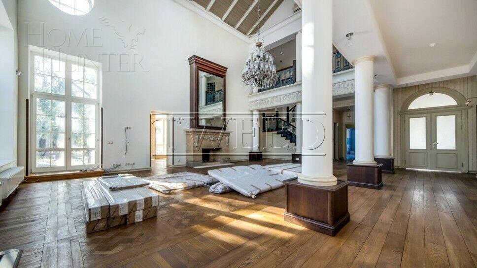 2-этажный коттедж 1 100 м² с отделкой