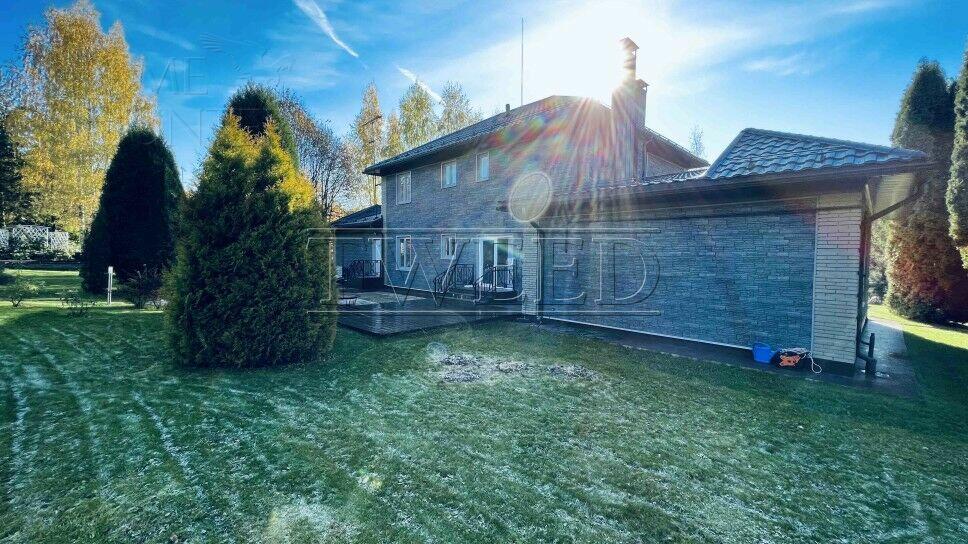 2-этажный коттедж 280 м² с отделкой