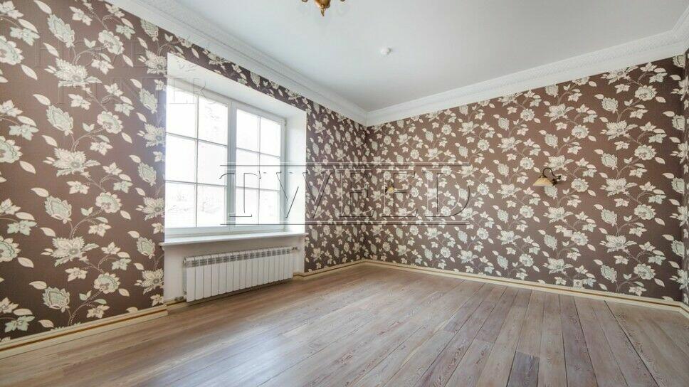 2-этажный коттедж 1 100 м² с отделкой