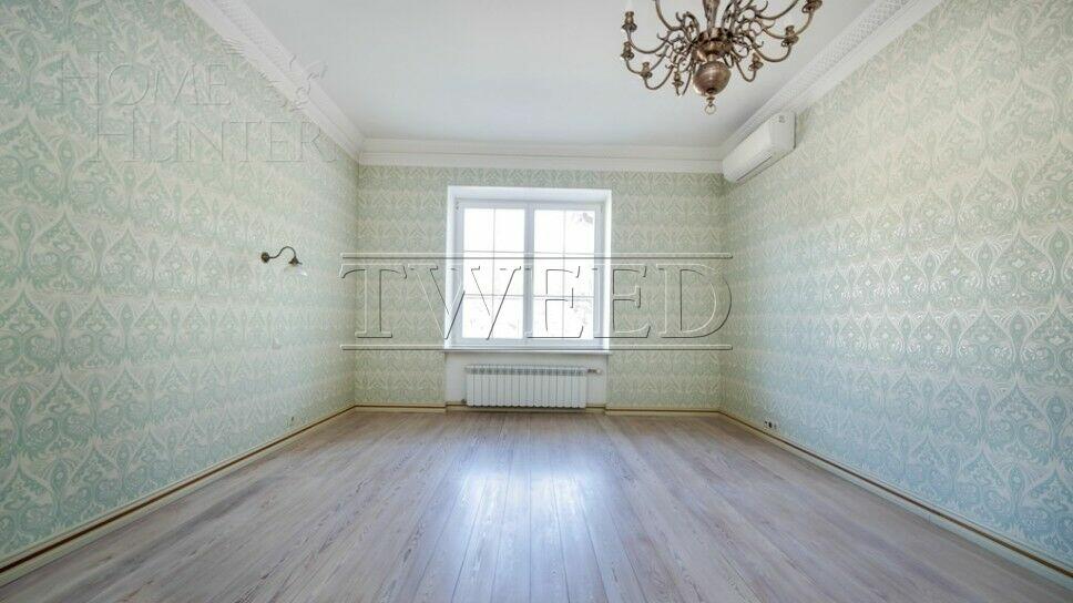 2-этажный коттедж 1 100 м² с отделкой