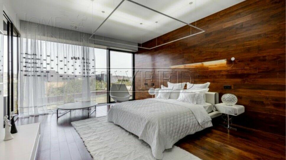 3-этажный коттедж 2 300 м² с отделкой