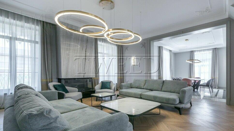 2-этажный коттедж 610 м² с отделкой