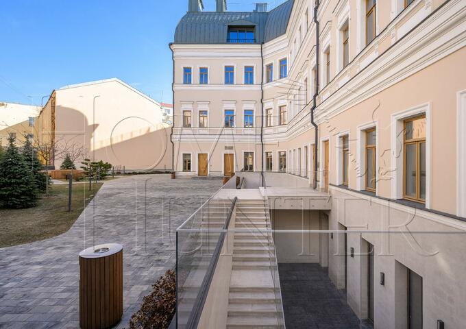 ЖК «Дом с Атлантами»