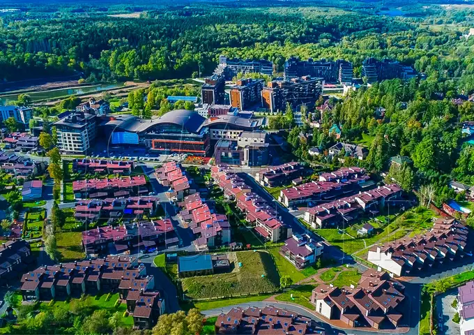 Коттеджный поселок «Олимпийская Деревня Новогорск (таунхаусы)»
