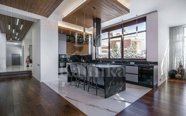2-этажный коттедж 590 м² с отделкой