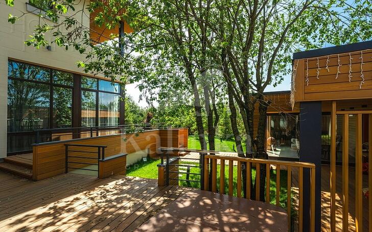 2-этажный коттедж 590 м² с отделкой