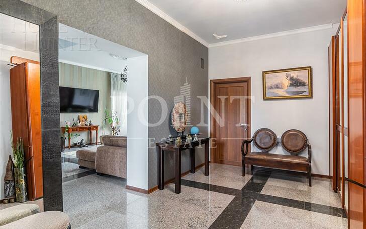 2-этажный коттедж 750 м² с отделкой