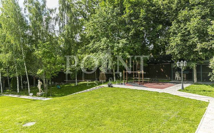 2-этажный коттедж 320 м² с отделкой