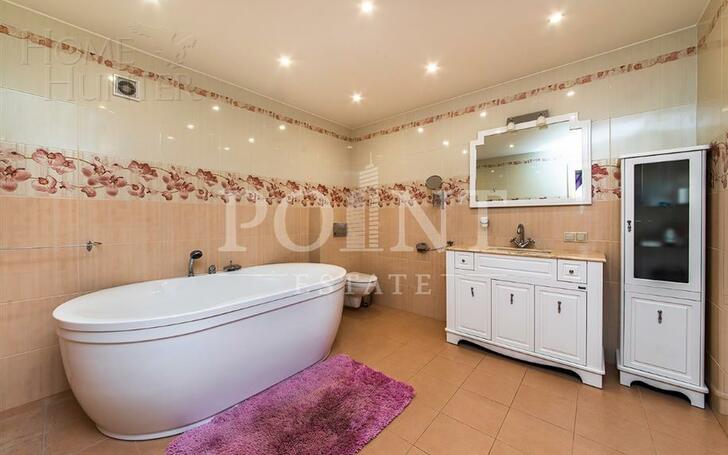 3-этажный коттедж 850 м² с отделкой