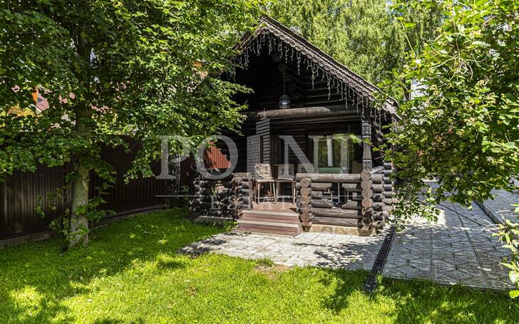 2-этажный коттедж 320 м² с отделкой