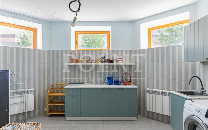 2-этажный коттедж 750 м² с отделкой