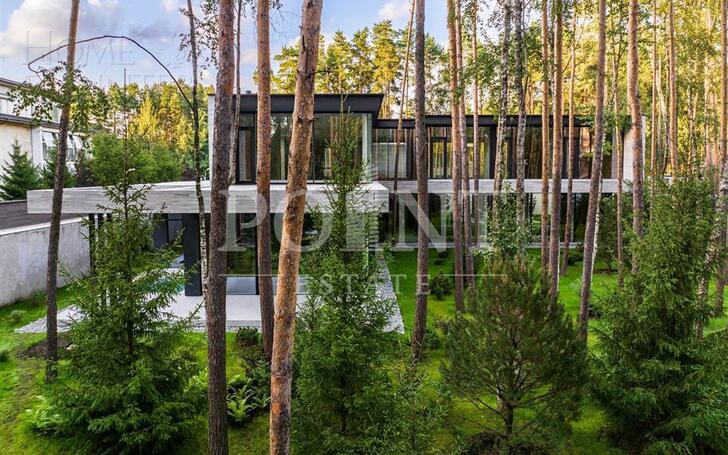 2-этажный коттедж 1 050 м² без отделки