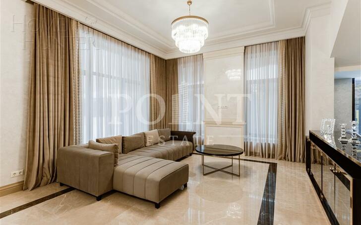 2-этажный коттедж 400 м² с отделкой