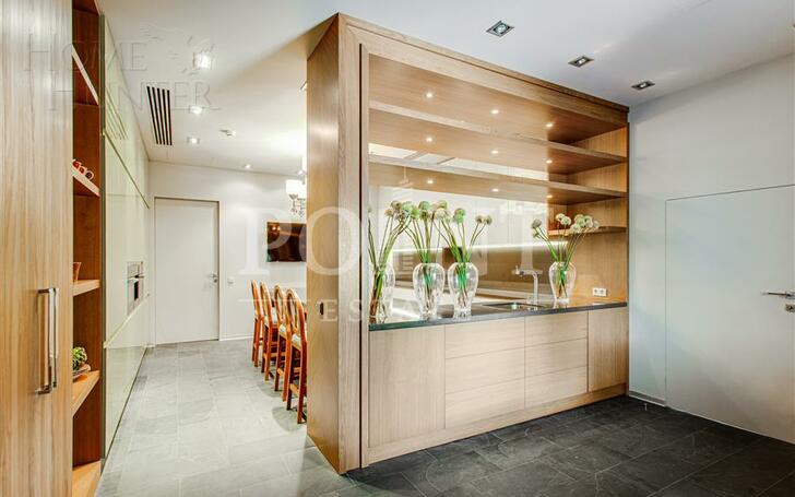 2-этажный коттедж 1 508 м² с отделкой