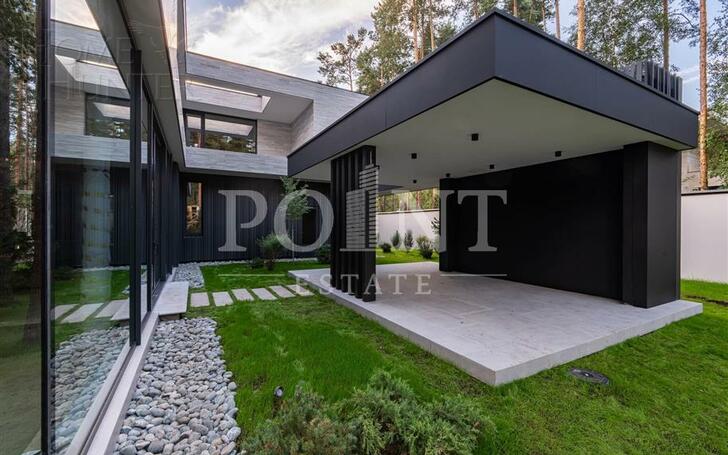 2-этажный коттедж 1 050 м² без отделки
