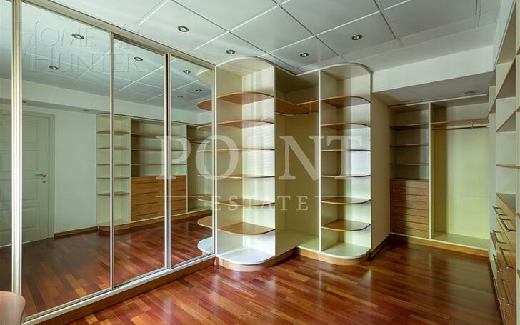 2-этажный коттедж 1 200 м² с отделкой