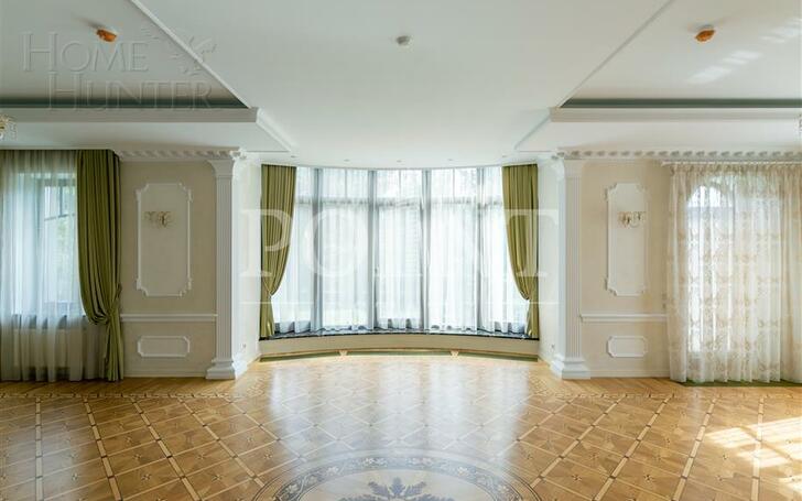 3-этажный коттедж 860 м² с отделкой