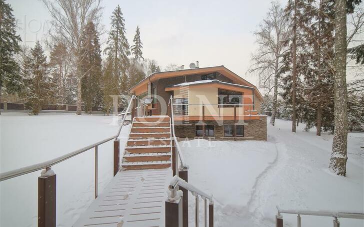 2-этажный коттедж 710 м² с отделкой