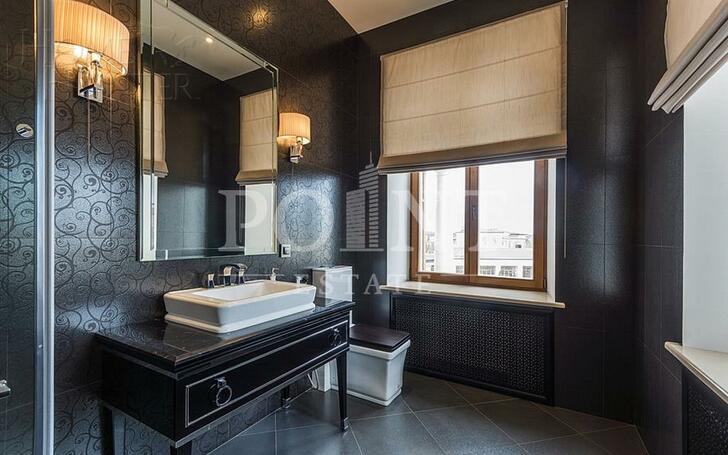 2-этажный коттедж 1 250 м² с отделкой