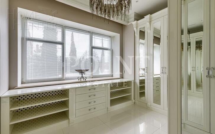 2-этажный коттедж 900 м² с отделкой
