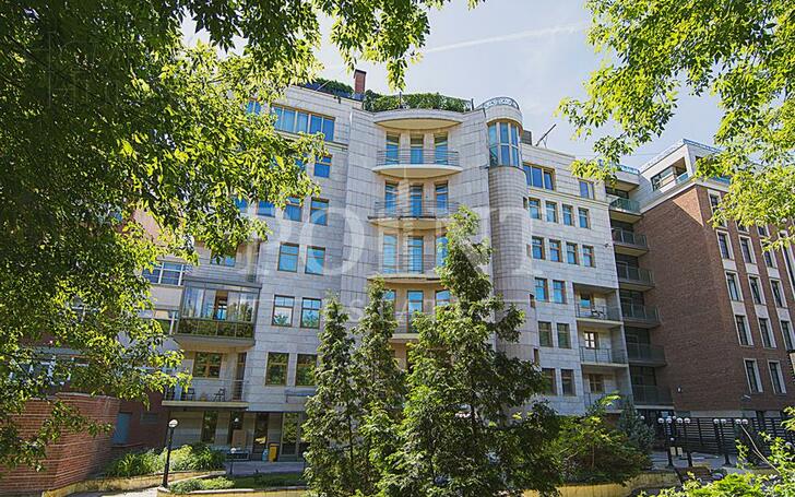 3-КОМН. КВАРТИРА С ОТДЕЛКОЙ 153 М² НА 4 ЭТАЖЕ