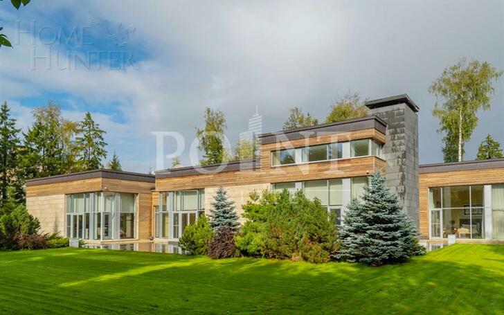 1-этажный коттедж 650 м² с отделкой