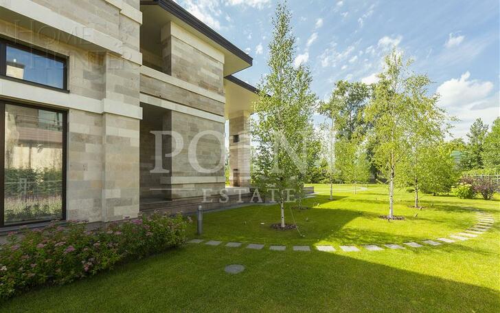 2-этажный коттедж 989.7 м² с отделкой