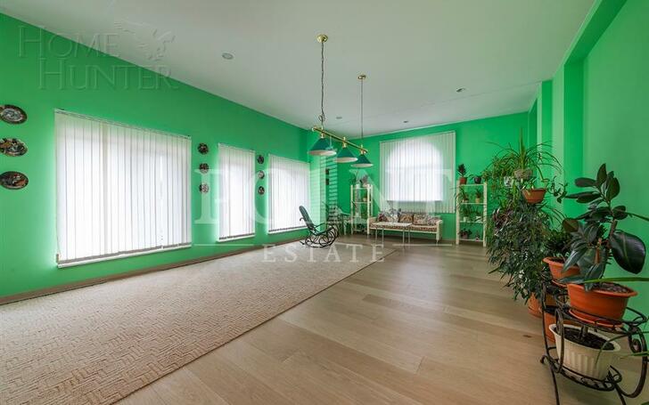 3-этажный коттедж 850 м² с отделкой