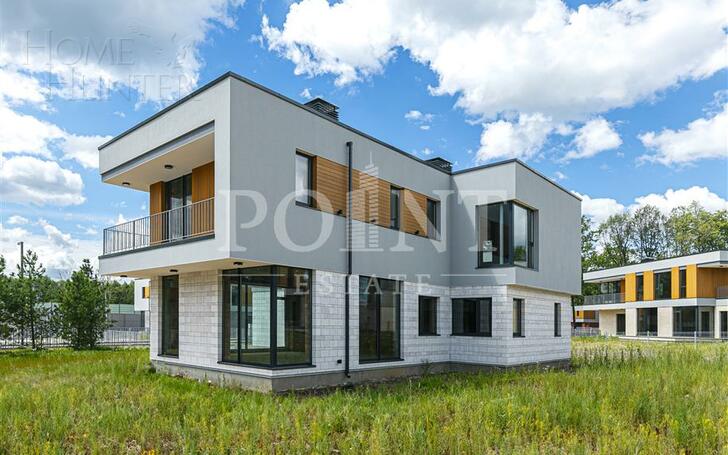 2-этажный коттедж 319.7 м² без отделки