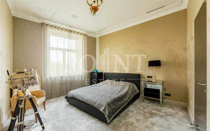 5-КОМН. КВАРТИРА С ОТДЕЛКОЙ 246 М² НА 3 ЭТАЖЕ