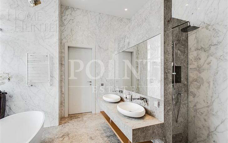 2-этажный коттедж 1 508 м² с отделкой