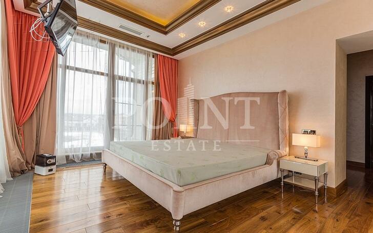 2-этажный коттедж 1 250 м² с отделкой
